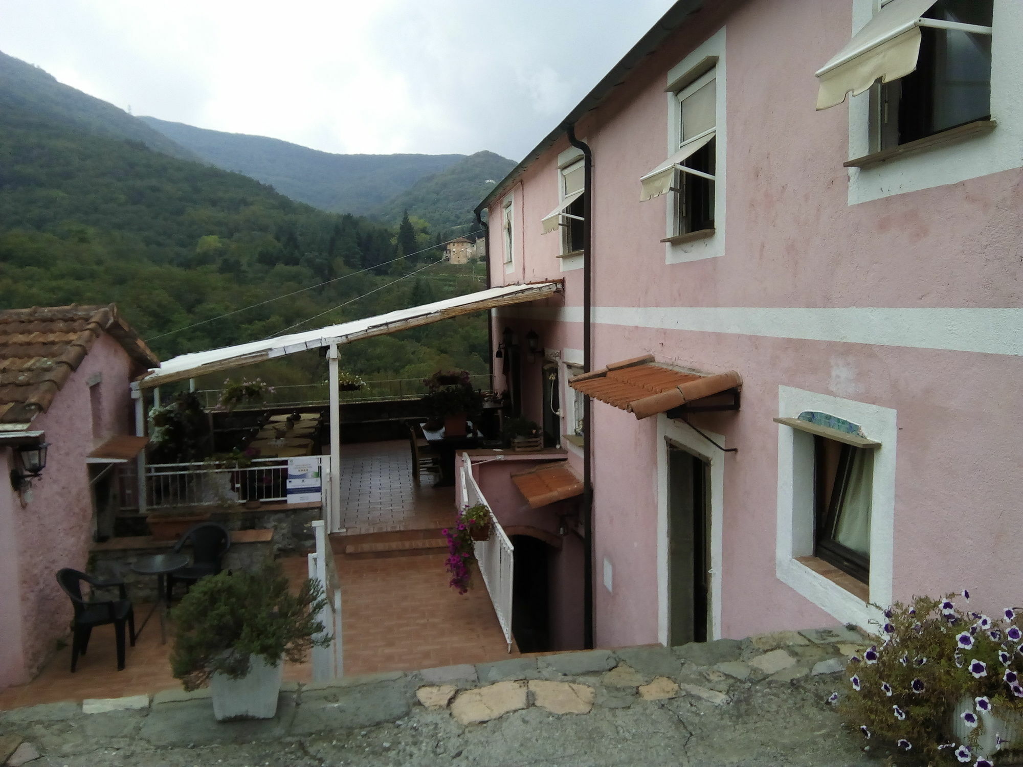 Agriturismo Locanda Del Papa La Spezia Eksteriør bilde